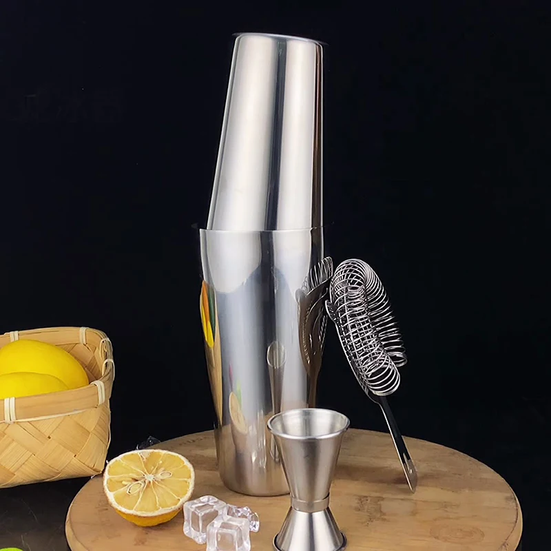 550/750ML Cocktail Shaker Bar  - مراجعة Boston Shaker Set وسعره