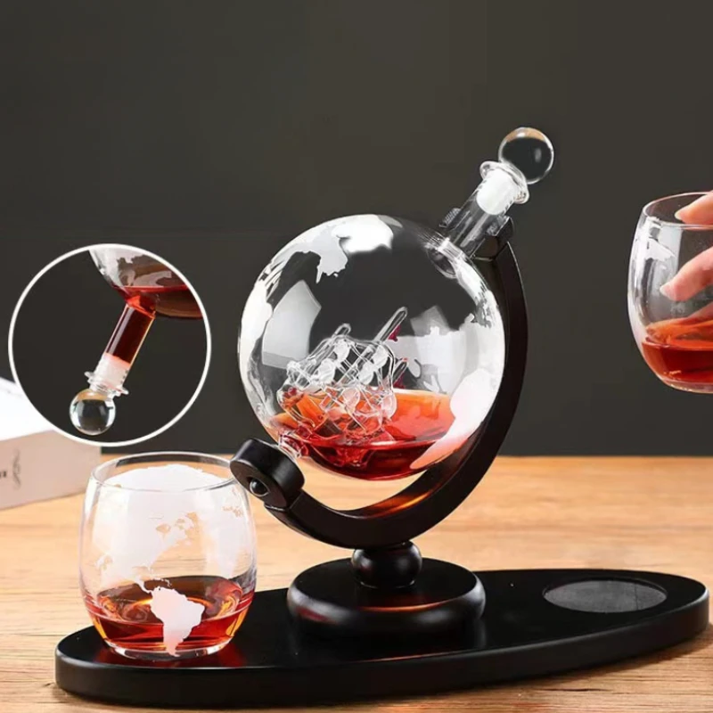 Globe Shaped Whiskey Decanter  - مراجعة Bitters Bottle Set وسعره